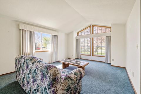 Single Family Residence in Klamath Falls OR 6726 Verda Vista Drive 12.jpg