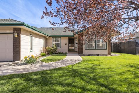 Single Family Residence in Klamath Falls OR 6726 Verda Vista Drive 6.jpg