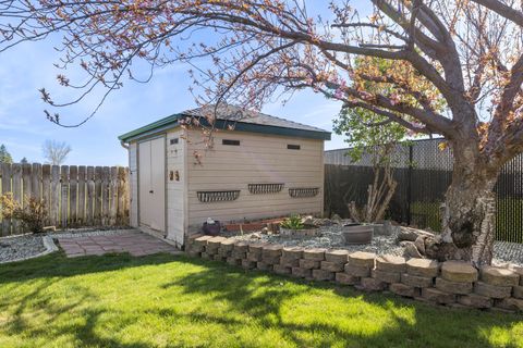 Single Family Residence in Klamath Falls OR 6726 Verda Vista Drive 47.jpg