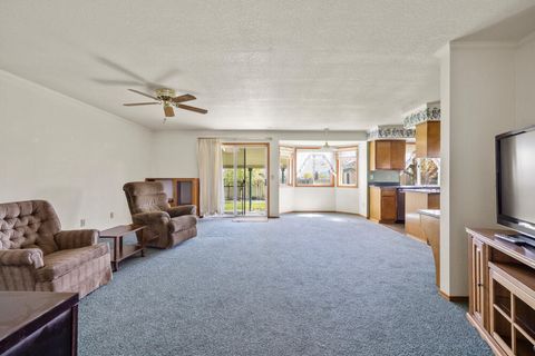Single Family Residence in Klamath Falls OR 6726 Verda Vista Drive 22.jpg
