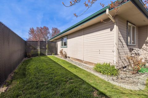 Single Family Residence in Klamath Falls OR 6726 Verda Vista Drive 49.jpg
