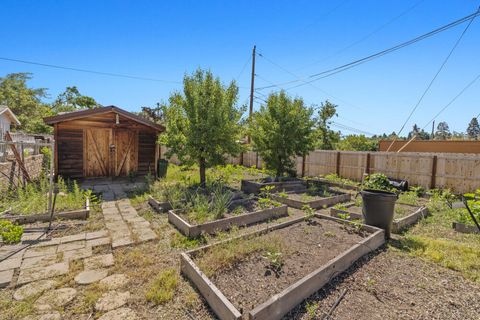 Single Family Residence in Klamath Falls OR 536 Delta Street 13.jpg