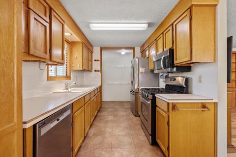 Single Family Residence in Klamath Falls OR 536 Delta Street 15.jpg