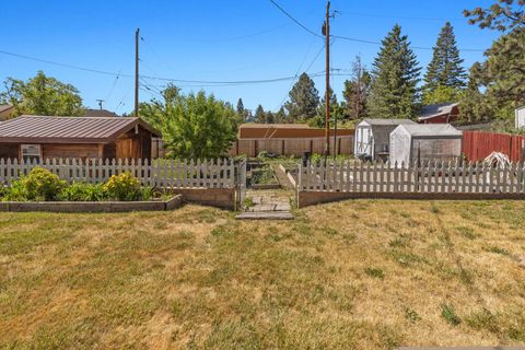 Single Family Residence in Klamath Falls OR 536 Delta Street 11.jpg