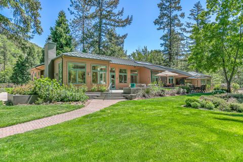 Single Family Residence in Applegate OR 13587 Highway 238.jpg