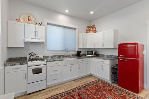 Single Family Residence in Grants Pass OR 4500 Leonard Road 49.jpg