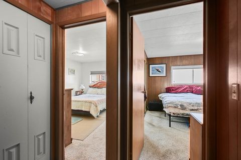 Mobile Home in Grants Pass OR 701 Westmont Drive 18.jpg