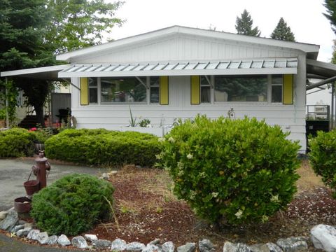 Mobile Home in Grants Pass OR 701 Westmont Drive.jpg