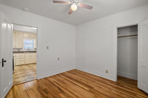 Single Family Residence in Grants Pass OR 419 NW C Street 19.jpg