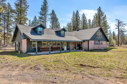 Single Family Residence in Klamath Falls OR 24617 Rocky Point Road.jpg