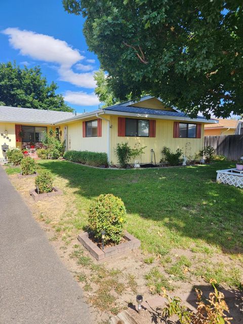 Single Family Residence in Klamath Falls OR 5382 Gatewood Drive #NA.jpg