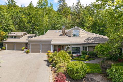 Single Family Residence in Grants Pass OR 191 Spring Mountain Road.jpg