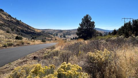  in Klamath Falls OR Lot 79 Peregrine Heights.jpg