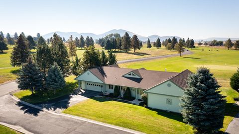 Condominium in Klamath Falls OR 3418 Shield Crest Drive.jpg