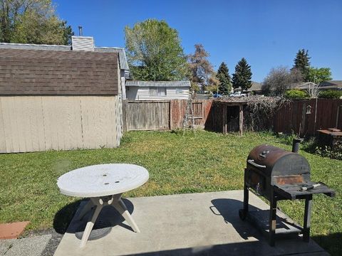 Quadruplex in Klamath Falls OR 3617 La Marada Way #3617,3621,3625,3629 33.jpg