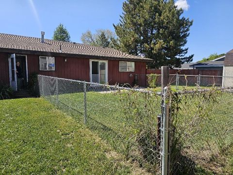 Quadruplex in Klamath Falls OR 3617 La Marada Way #3617,3621,3625,3629 17.jpg