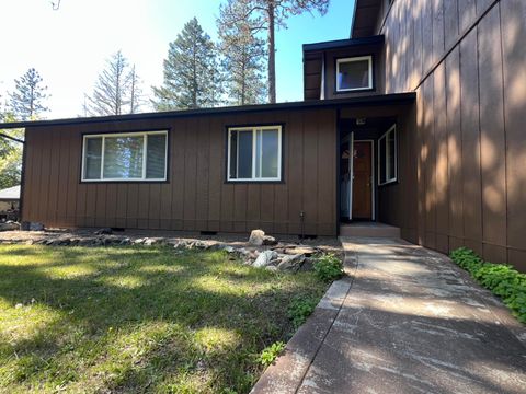 Single Family Residence in Grants Pass OR 10058 Lower River Road.jpg