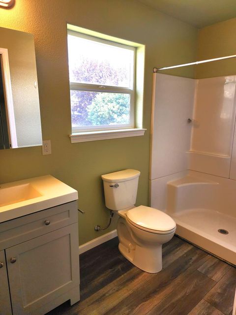 Single Family Residence in Klamath Falls OR 3934 El Cerrito Way 22.jpg