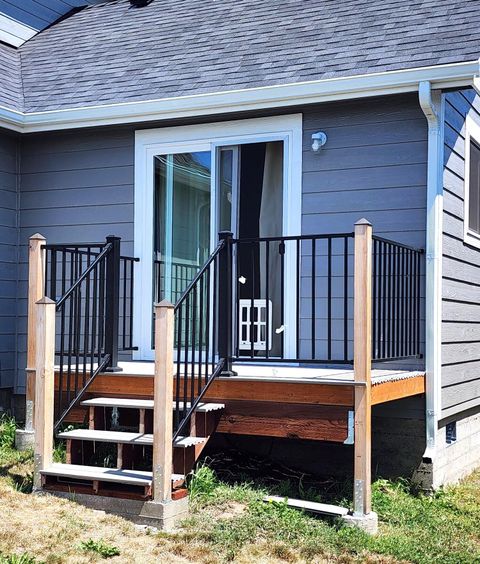 Single Family Residence in Klamath Falls OR 3934 El Cerrito Way 24.jpg