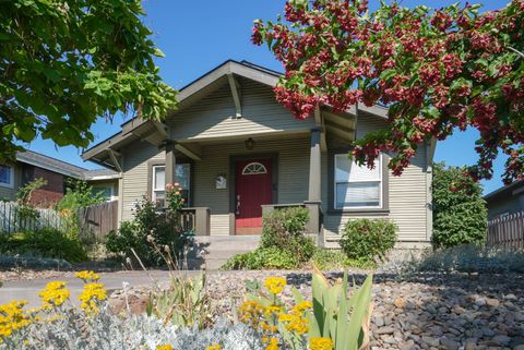 Single Family Residence in Klamath Falls OR 129 Hillside Avenue.jpg