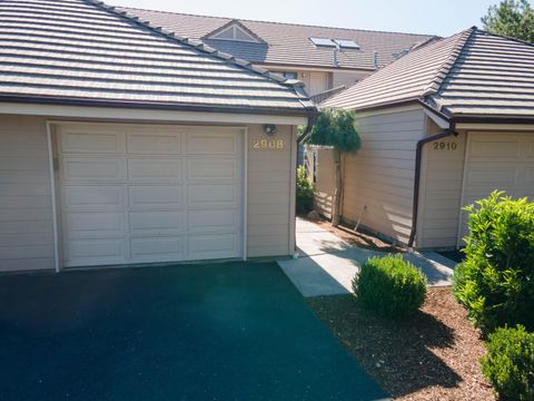Condominium in Klamath Falls OR 2908 Front Street.jpg