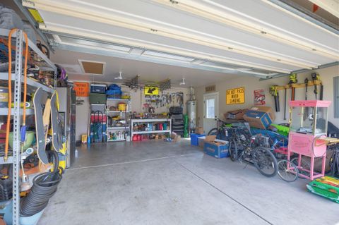 Single Family Residence in Grants Pass OR 426 SE Cadet Court 24.jpg