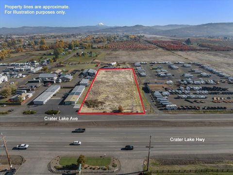 Unimproved Land in Medford OR 6348 Crater Lake Highway.jpg