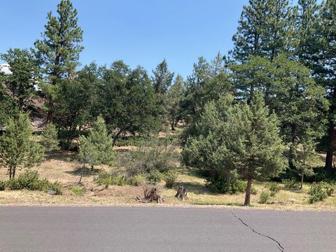  in Klamath Falls OR Dunlin Lane #Lot 936.jpg