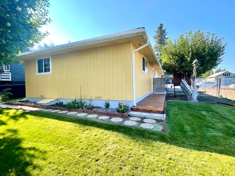 Single Family Residence in Keno OR 15440 Fern Avenue 14.jpg