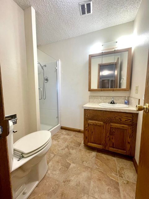 Single Family Residence in Keno OR 15440 Fern Avenue 40.jpg