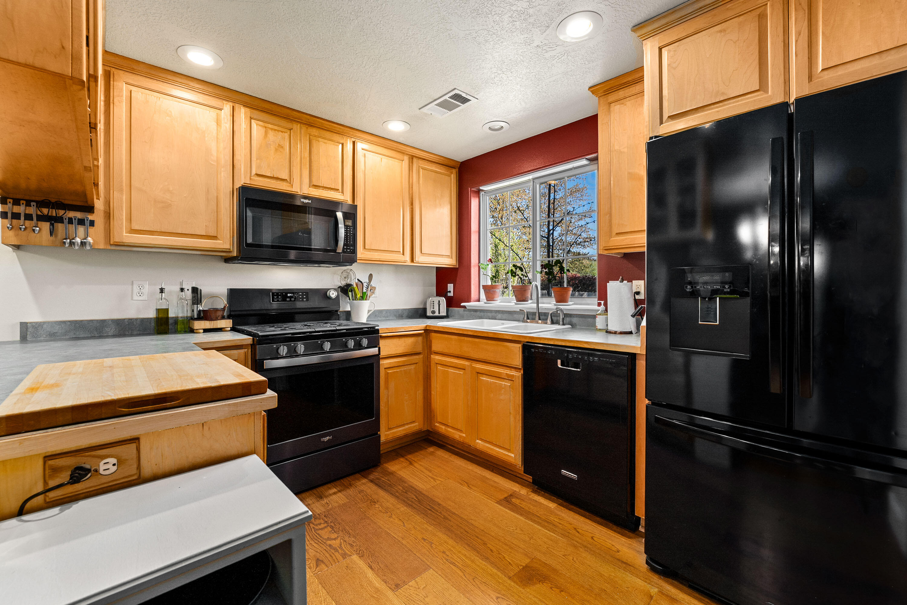 Single Family Residence in Grants Pass OR 2634 SW Garden Meadow Drive 9.jpg