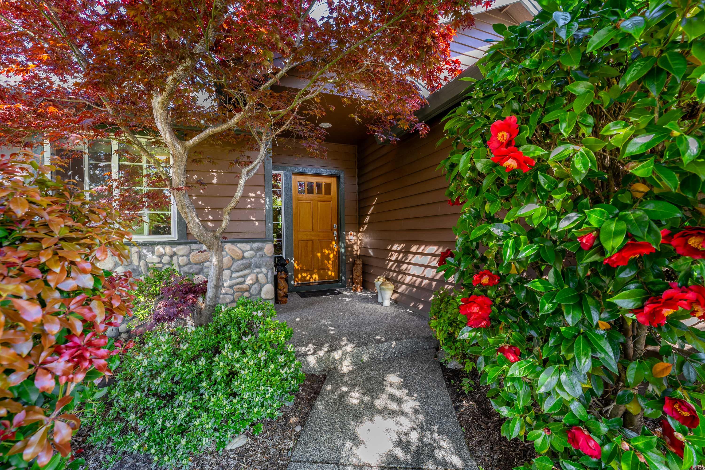 Single Family Residence in Grants Pass OR 2634 SW Garden Meadow Drive 1.jpg