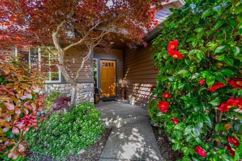 Single Family Residence in Grants Pass OR 2634 SW Garden Meadow Drive 1.jpg