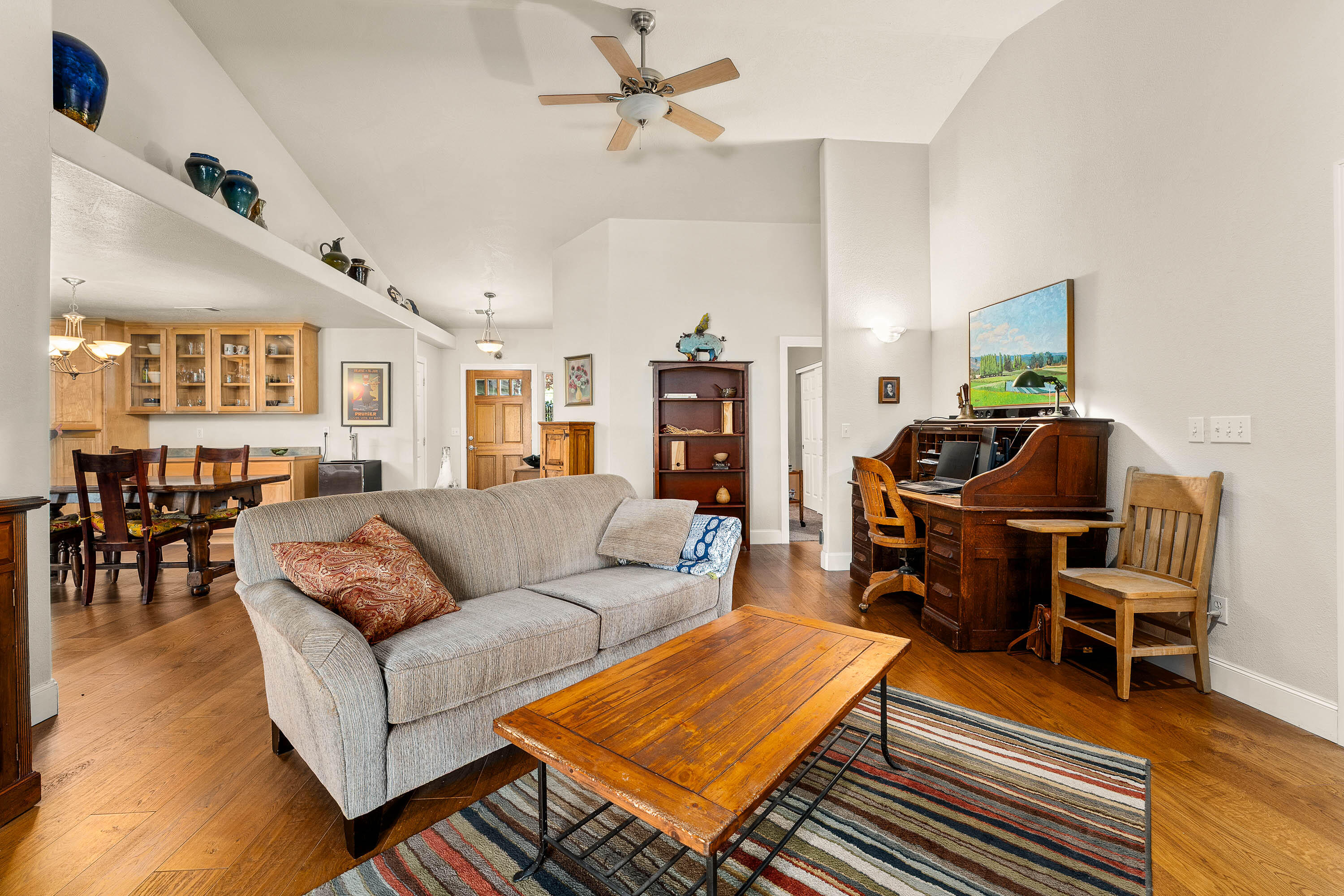 Single Family Residence in Grants Pass OR 2634 SW Garden Meadow Drive 5.jpg