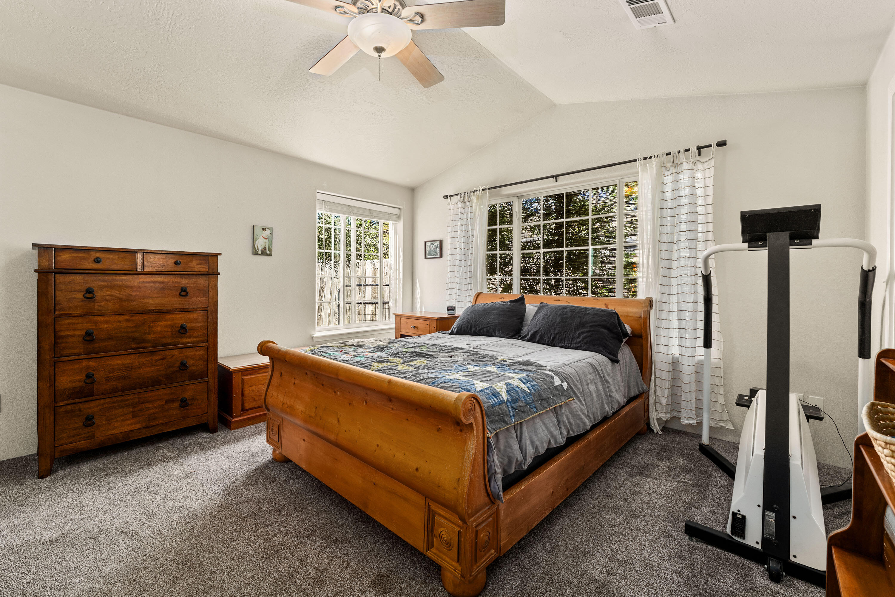 Single Family Residence in Grants Pass OR 2634 SW Garden Meadow Drive 15.jpg