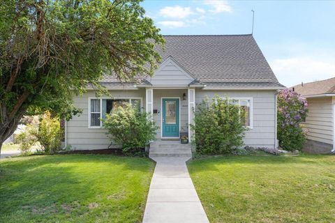 Single Family Residence in Klamath Falls OR 1600 N Eldorado Avenue.jpg