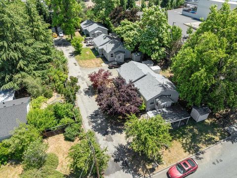 Multi Family in Grants Pass OR 307 Tussey Lane.jpg
