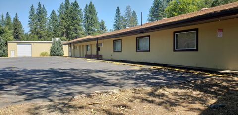  in Cave Junction OR 28195 Redwood Highway.jpg