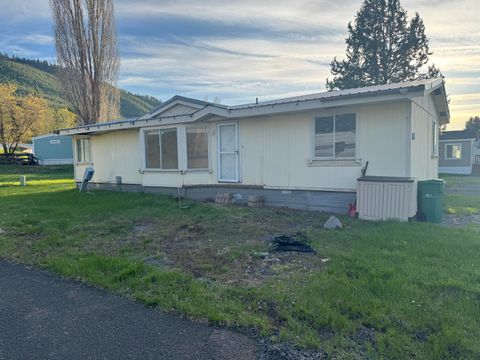 Mobile Home in Klamath Falls OR 4000 Round Lake Road #84.jpg