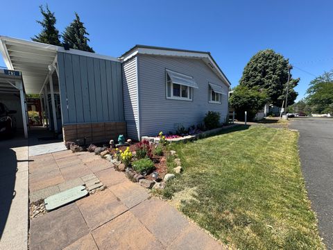 Mobile Home in Klamath Falls OR 2241 Greensprings Drive #UNIT 43.jpg