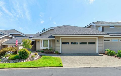 Townhouse in Grants Pass OR 115 Gold River Lane.jpg