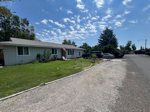 Single Family Residence in Malin OR 3020 Clearbrook Place.jpg