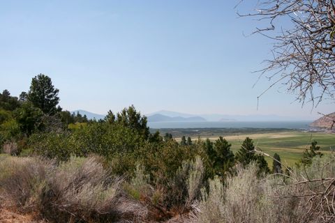  in Klamath Falls OR Troubadour Trail #1360.jpg