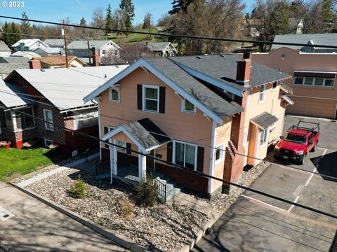 Multi Family in Klamath Falls OR 531 N 11th Street.jpg