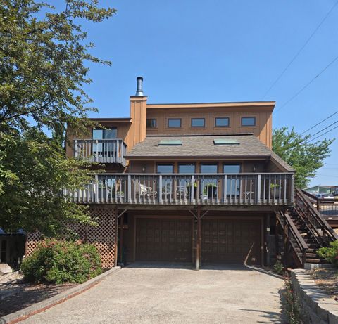 Single Family Residence in Klamath Falls OR 2245 Hughes Street.jpg