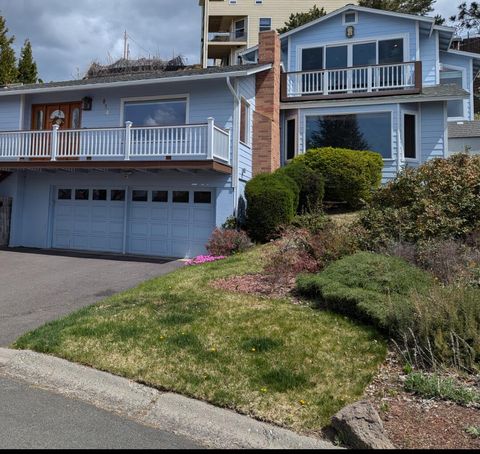 Single Family Residence in Klamath Falls OR 834 Loma Linda Drive.jpg