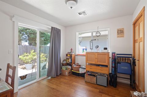 Single Family Residence in Grants Pass OR 914 Schaefers Lane 19.jpg