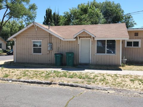 Multi Family in Klamath Falls OR 356 Division Street.jpg