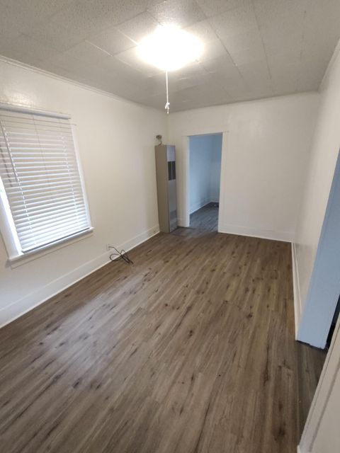 Multi Family in Klamath Falls OR 356 Division Street 8.jpg