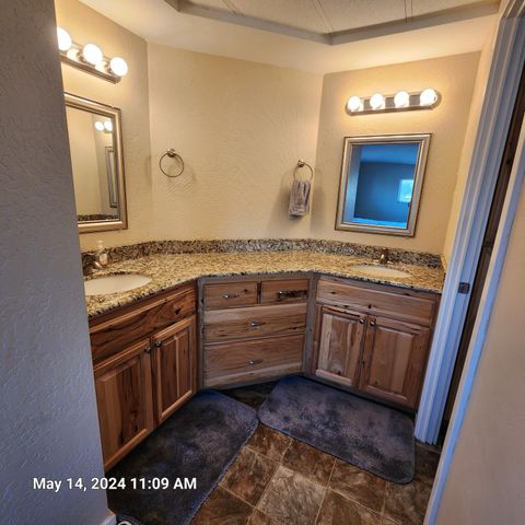 Mobile Home in Grants Pass OR 882 Roguelea Lane 10.jpg